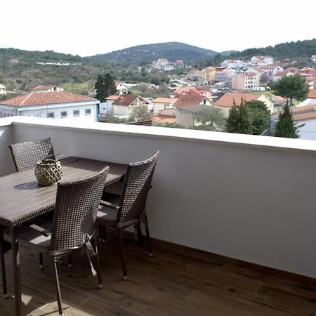 Olive Place-2