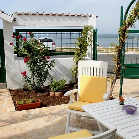 Apartments Ton - 30 M From Sea-2