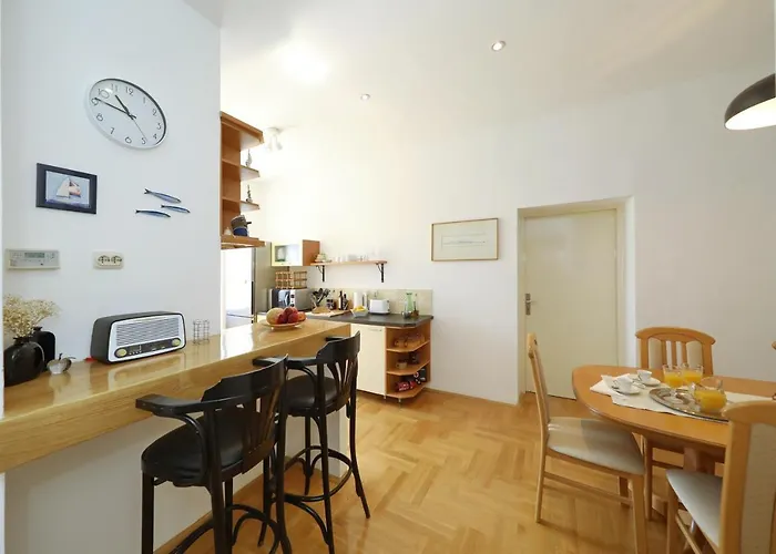 Haustierfreundliches Lovely Rita'S Sibenik - Cosy Apartment In City Center