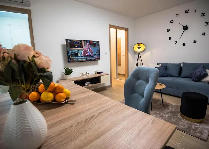Haustierfreundliches Ferienwohnung N & D Šibenik