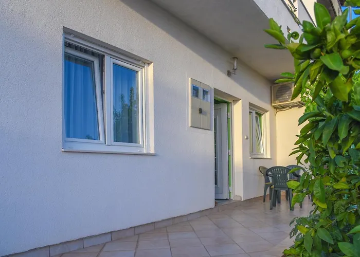 Bugenvilija Apartment Šibenik