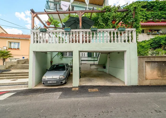 Pet friendly Apartment Dada Sibenik