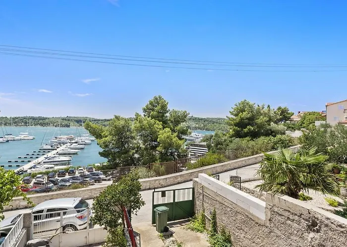 Apartments Tara, Sibenik - Mandalina