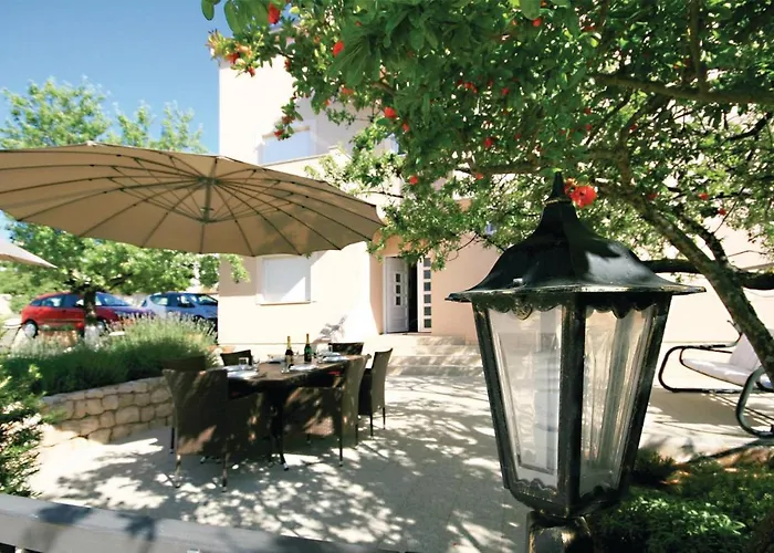 Nice Apartment In Sibenik With Wifi