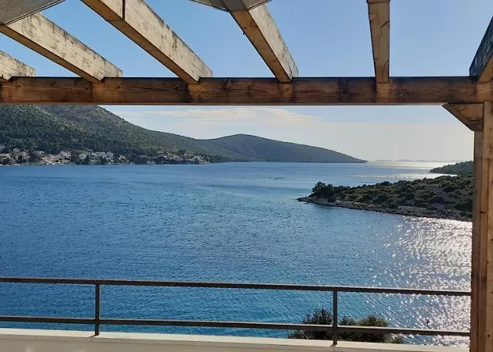 Grebastica Apartment Sibenik