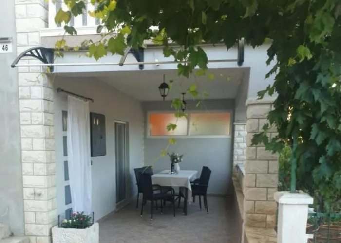 Appartement M.I.R. à Grebaštica