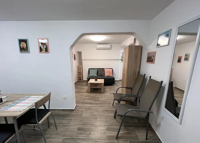 Apartments Mac Hulas By The Sea Tisno