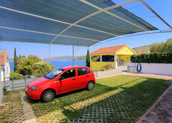 Haustierfreundliches Family Friendly Seaside Apartments Razanj, Rogoznica - 10373