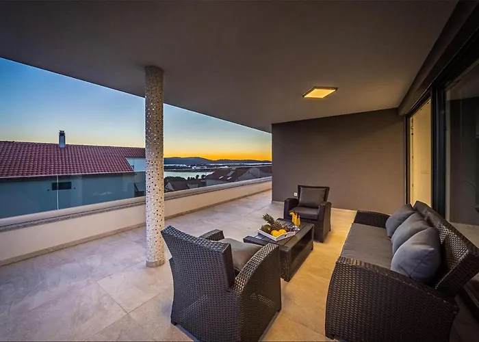 Pet friendly Stunning Home In Sibenik With Sauna, 5 Bedrooms And Heated Swimming Pool