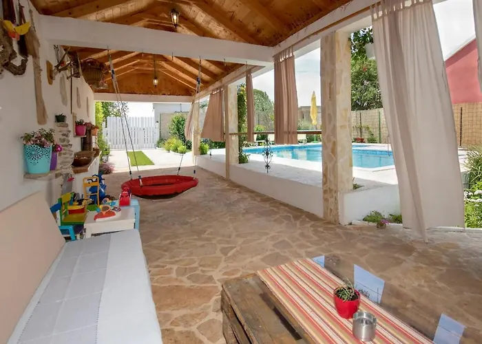 Holiday Home Velini Dvori Šibenik