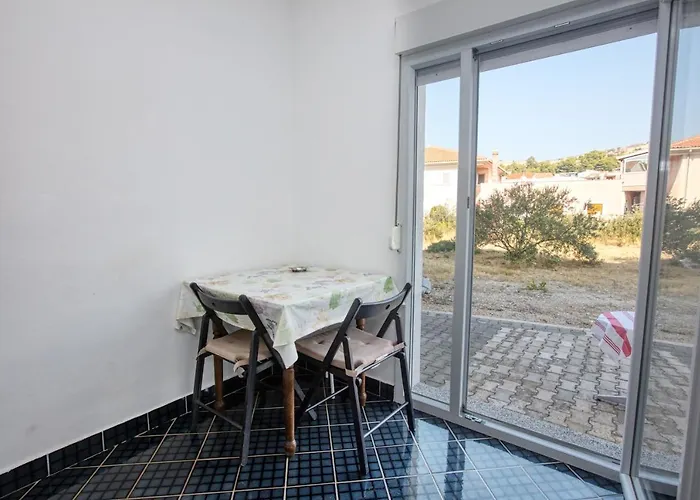 Apartments By The Sea Zaboric, Sibenik - 20082 acceptant les animaux