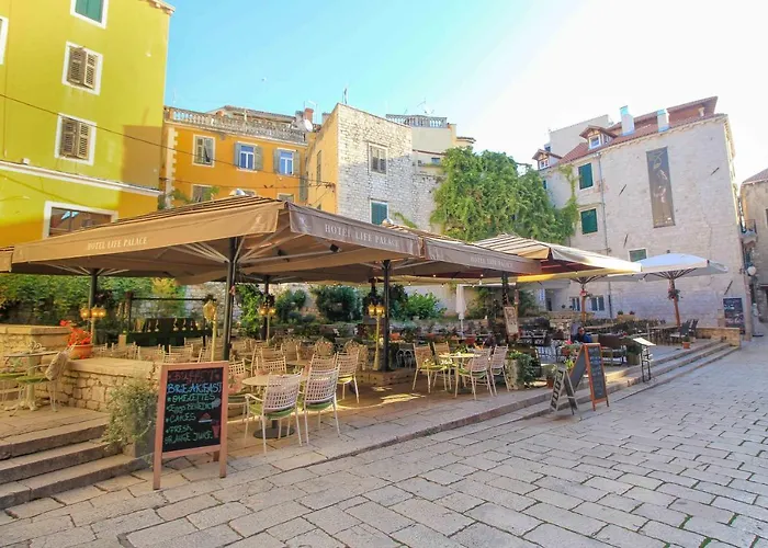 Appartement Urban Lights Hideaway à Šibenik acceptant les animaux