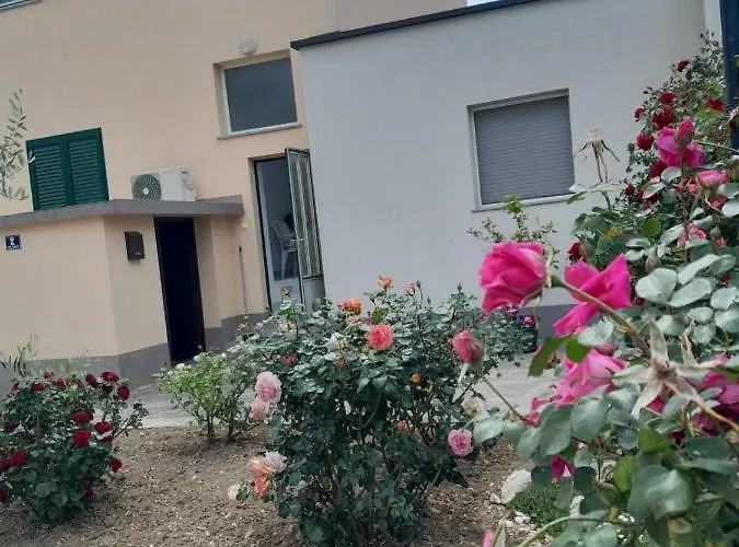 Appartement Dino à Šibenik acceptant les animaux