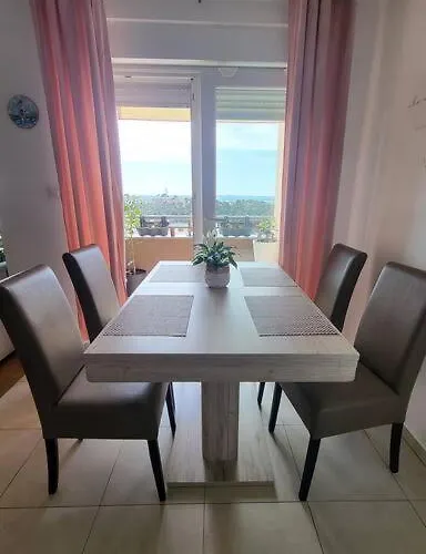Apartment Coco Šibenik acceptant les animaux