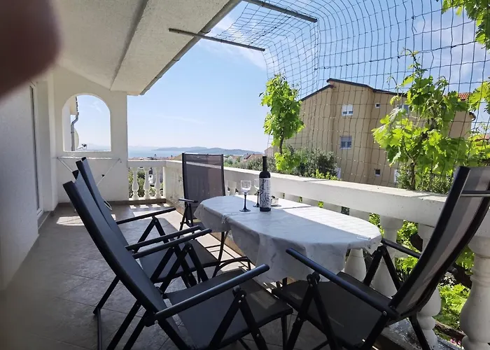 Apartments & Rooms Milena Vodice