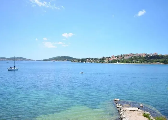 Apartments Silvana Rogoznica 