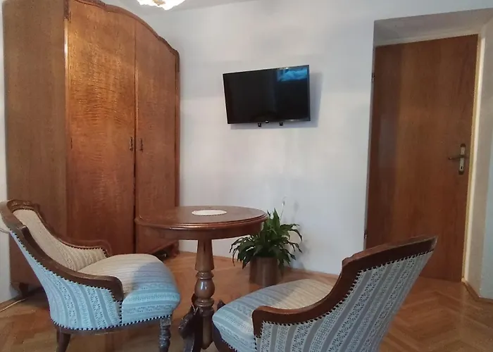 Haustierfreundliches Ferienwohnung Two Bells Šibenik