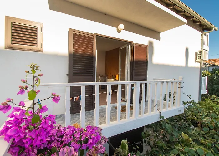 Apartment Mijo Vodice