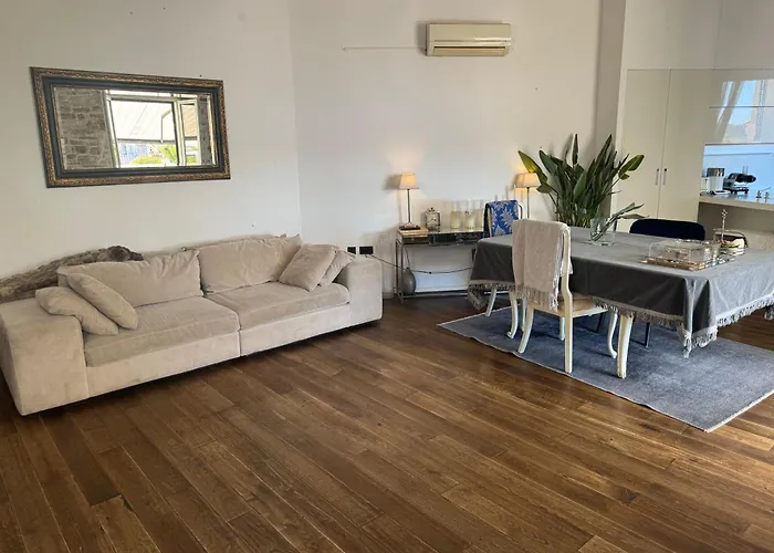 Grand Terrace Suite Šibenik acceptant les animaux