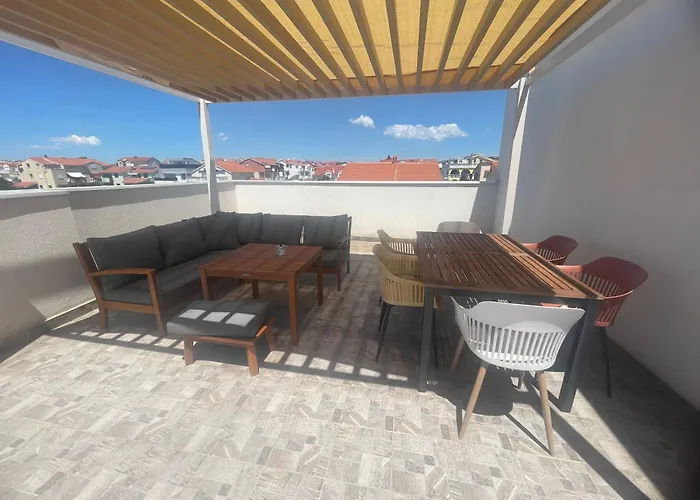 Haustierfreundliches Villa Iva Vodice