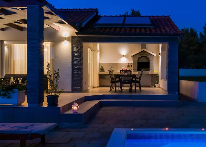 Gorgeous Home In Šibenik