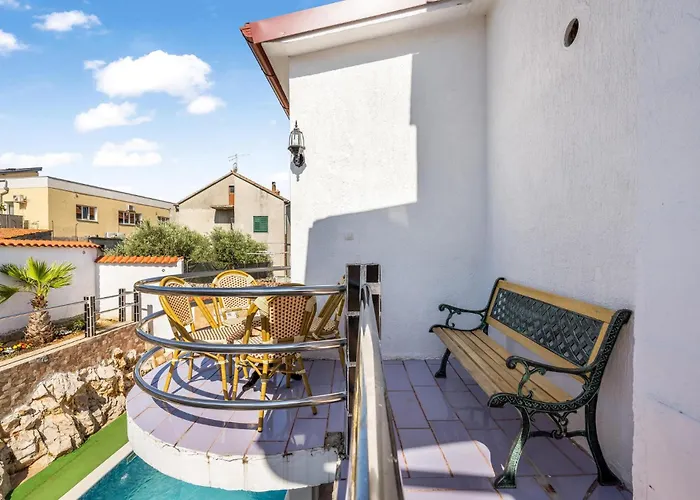 Pet friendly Pet Friendly Home In Sibenik