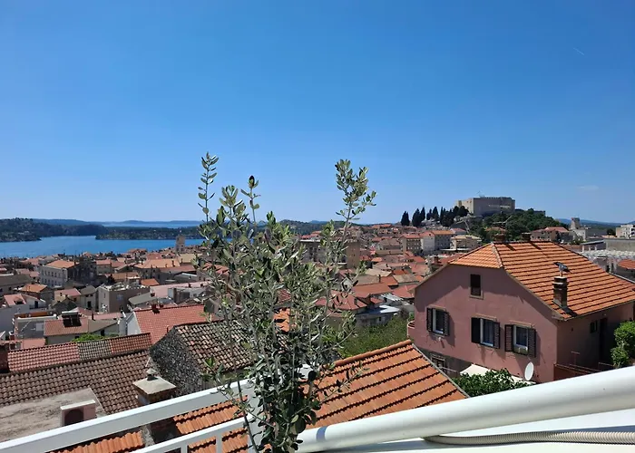 Huisdiervriedelijke Carla Panorama Apartment Šibenik