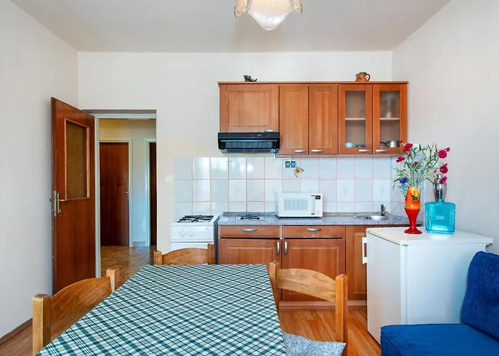 Two-Bedroom Apartment In Šibenik