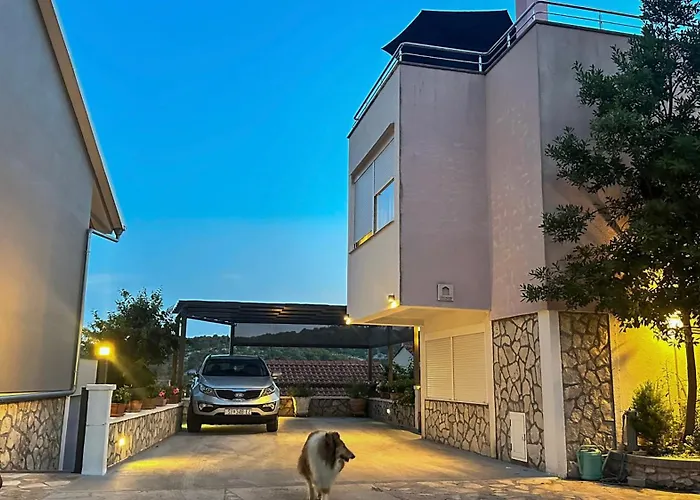 Apartments Matea Tisno