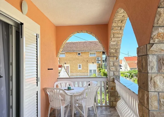 Haustierfreundliches Apartment Ivelj Vodice