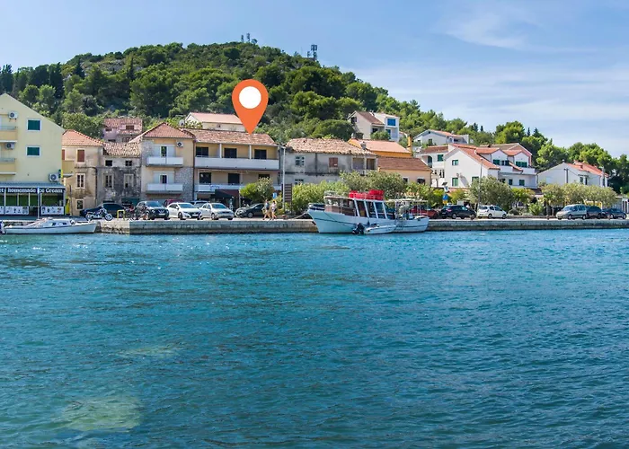 Apartments Ive Tisno