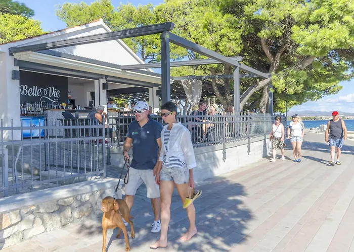 Apartments Snjeza Vodice