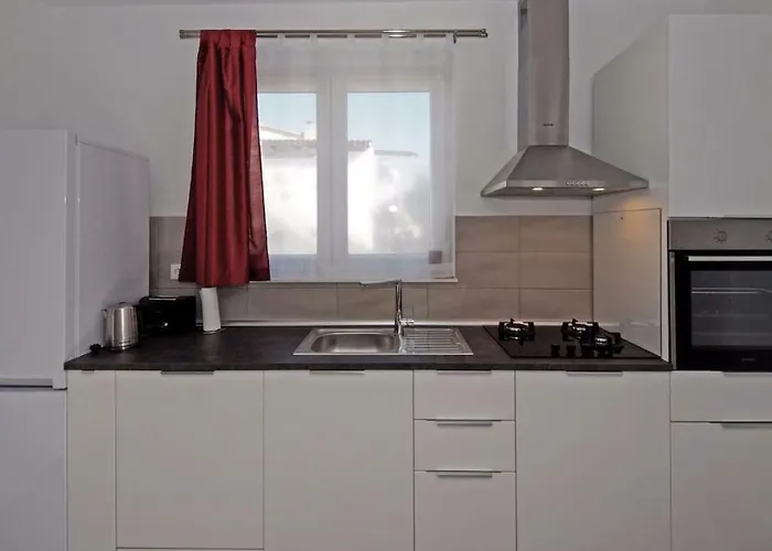 Apartments Mare Vodice