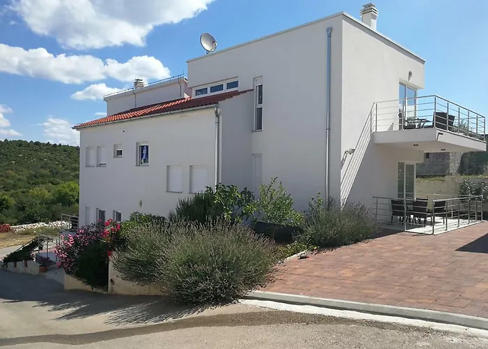 Haustierfreundliches Apartments Bilanovic Tisno