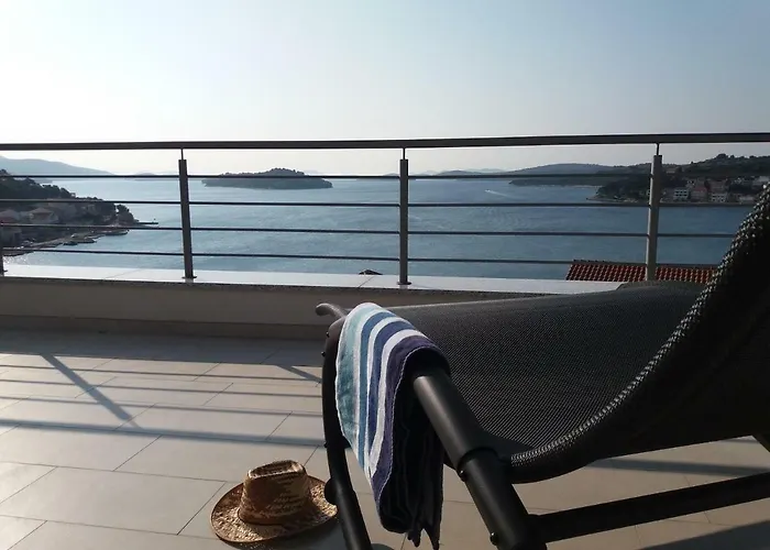 Haustierfreundliches Villa Big Blue, Tisno