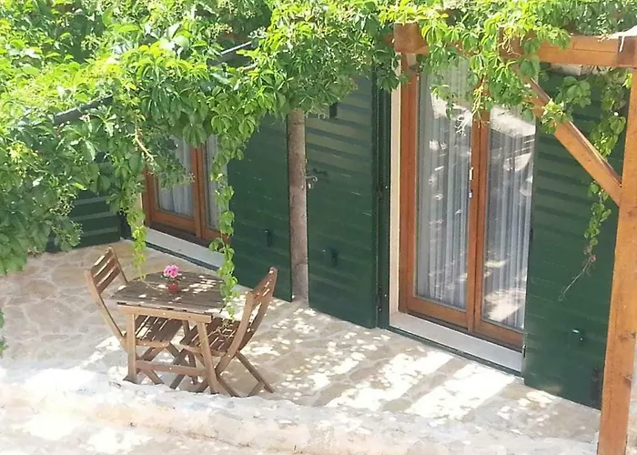 Dvori Svetog Mihaela Appartement Šibenik