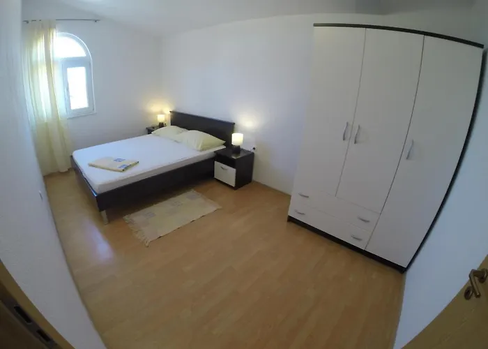 Haustierfreundliches Apartments Marina Rogoznica 